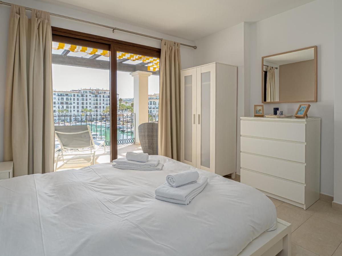 Beautiful Duquesa Harbour Apt 2001 마닐바 외부 사진